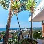 Ferienhaus Fluvia Fuer 17 Personen In Lloret De Mar